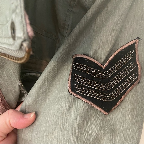 Forever New Utility Jacket - Picture 7 of 8